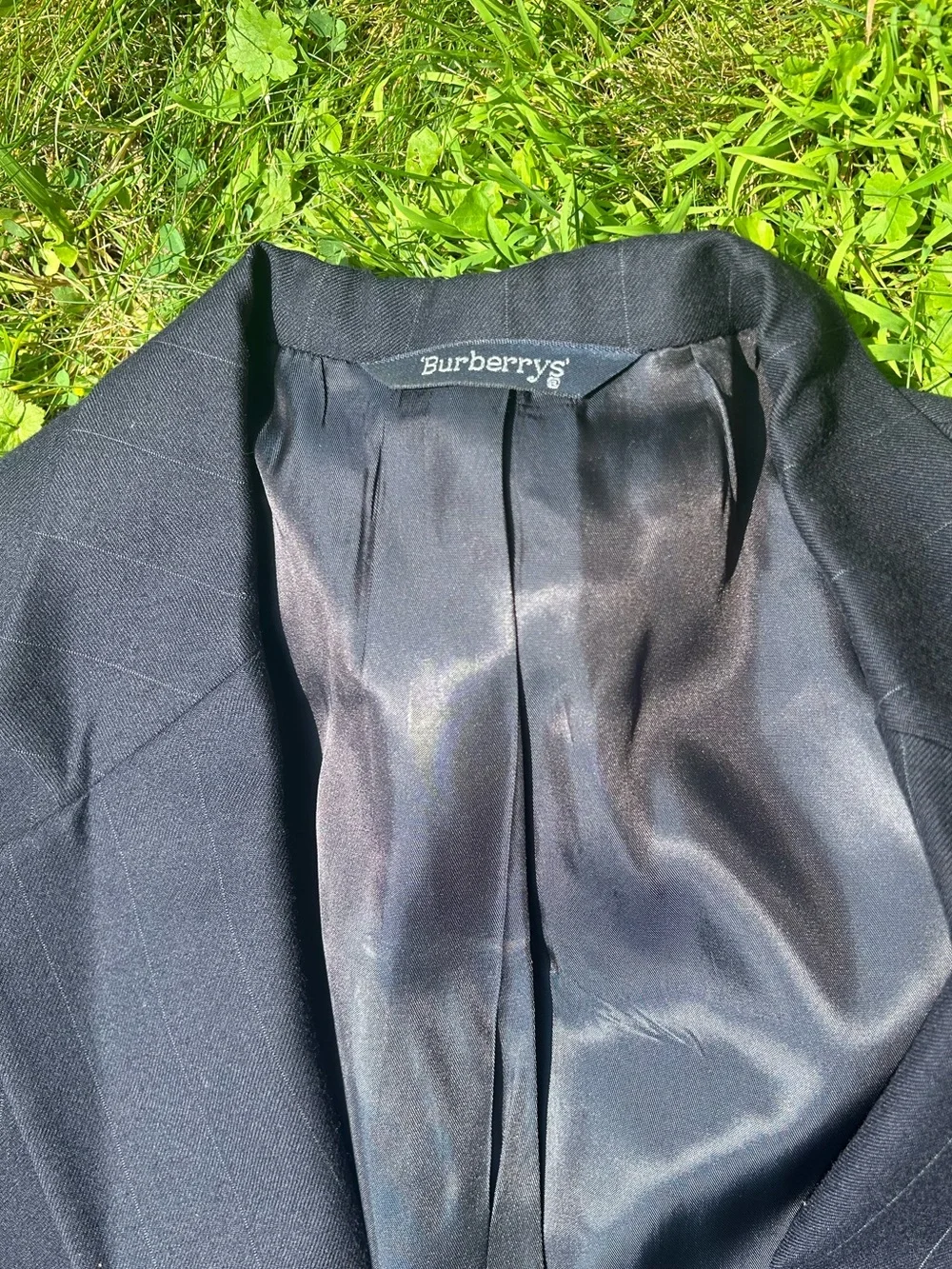 Vintage Burberrys navy pinstripe 100% wool suit set